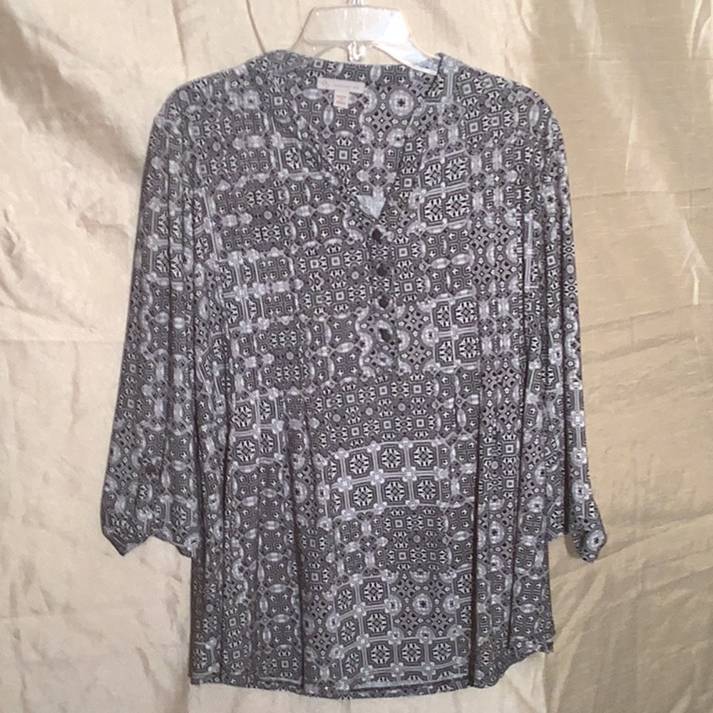 Women's Gray Patterned Top